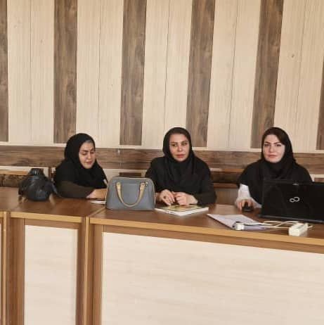 برگزاری کارگاه آموزشی در خصوص پیشگیری از سرطان به مناسبت هفته ملی سلامت بانوان ایرانی در باشت